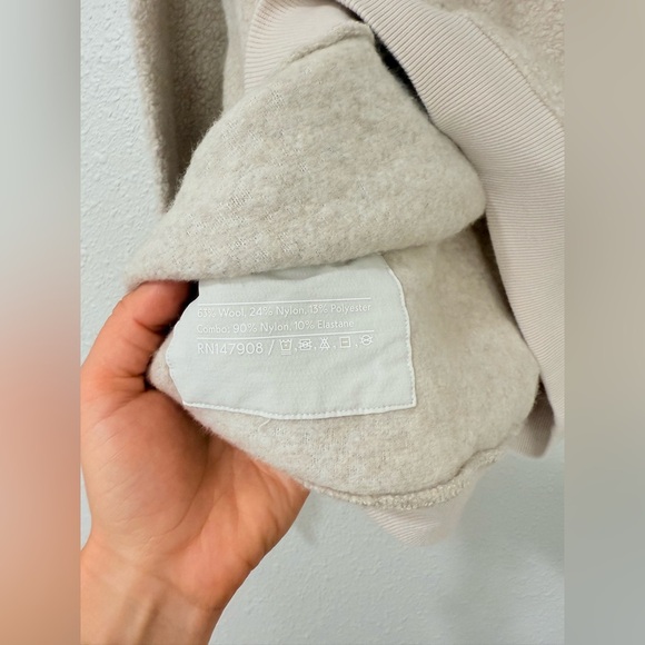 Outdoor Voices S Megafleece Wool Sweater Sweatshirt Sherpa Tan Crew Neck Brown - Picture 8 of 11